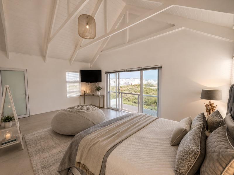 4 Bedroom Property for Sale in Dwarskersbos Western Cape